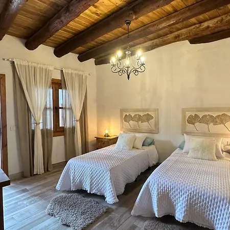 Casa Del Tanque Chalet